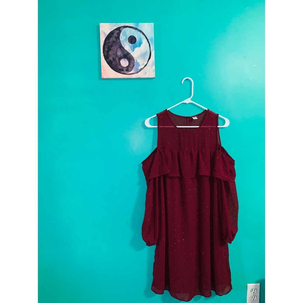 No Shoulder/ Off Shoulder Maroon/Burgundy Dress